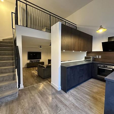 Luxurious 1-Bedroom With Parking Birmingham Esterno foto