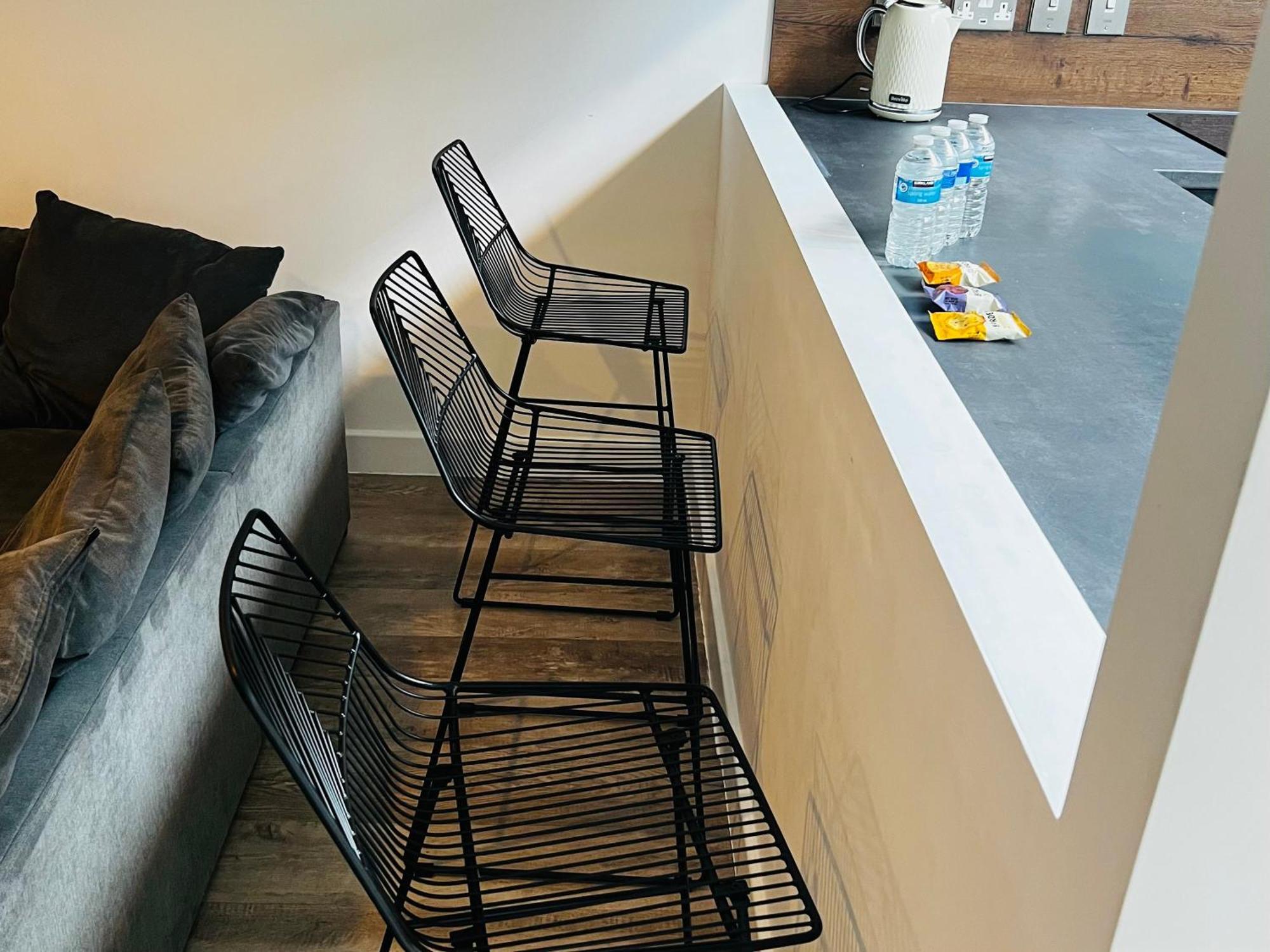 Luxurious 1-Bedroom With Parking Birmingham Esterno foto